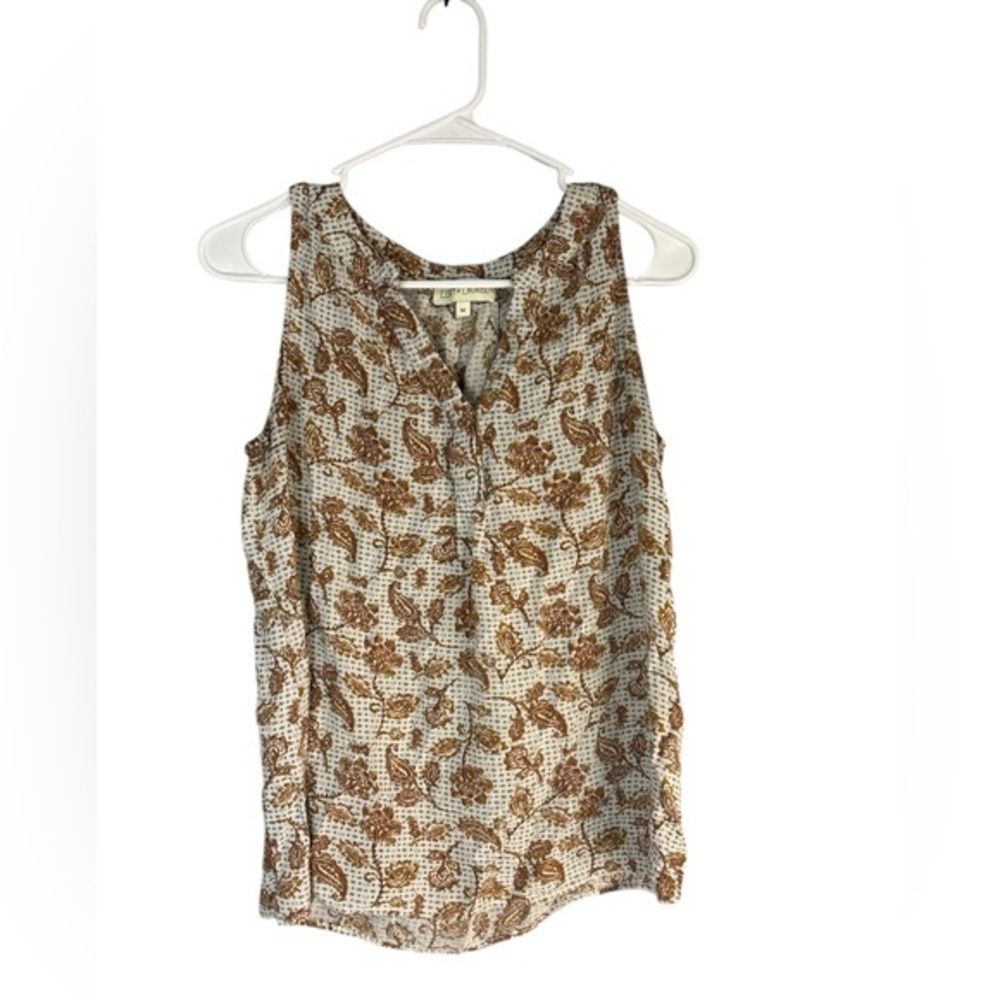 Lucy & Laurel‎ Sleeveless Tank